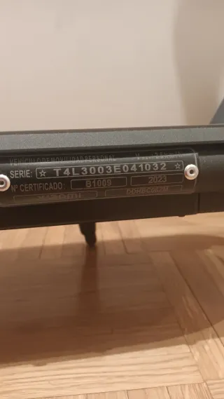 Patinete Xiaomi 4 Lite, solo sacado de la caja