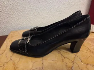 Zapatos Ferrerias Talla 35 Tacón Medio