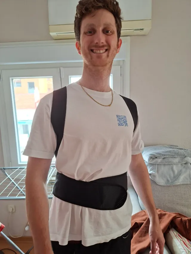 Corrector de postura ajustable