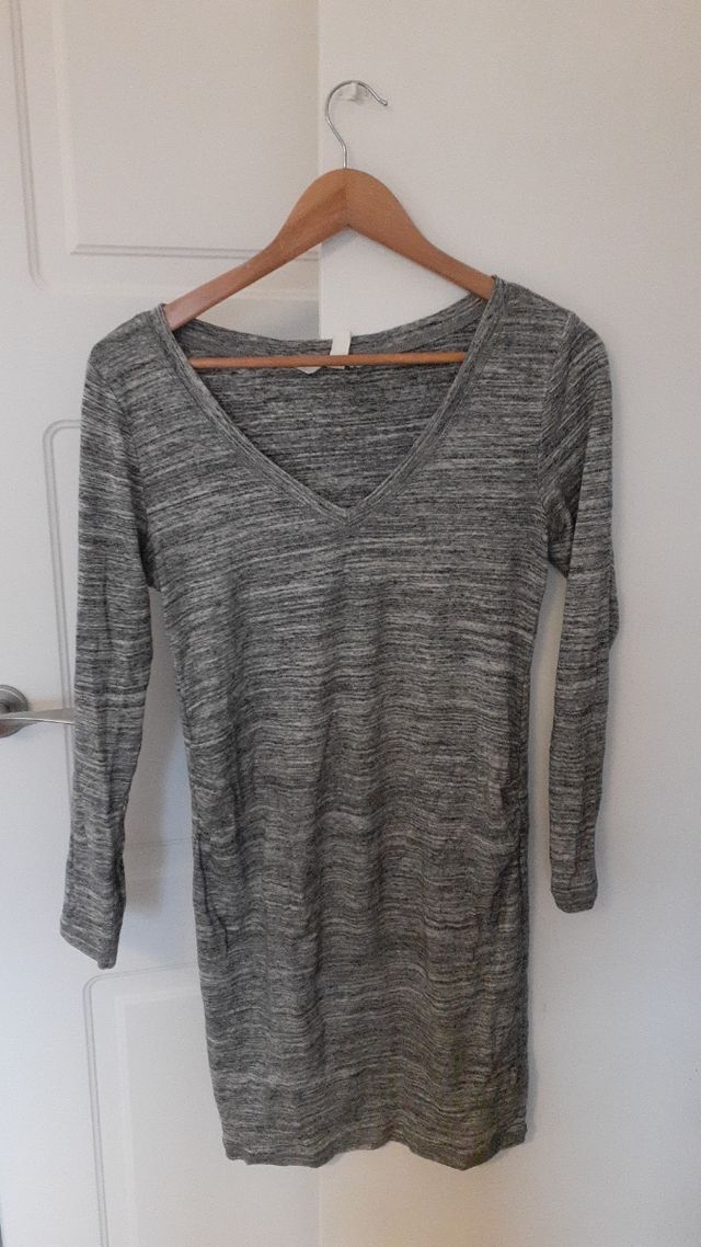 Vestido premamá manga larga gris