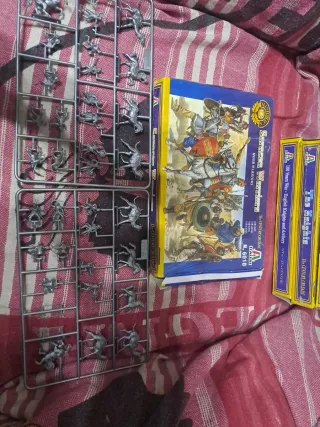 Soldatini Italeri Saraceni e Cavalieri