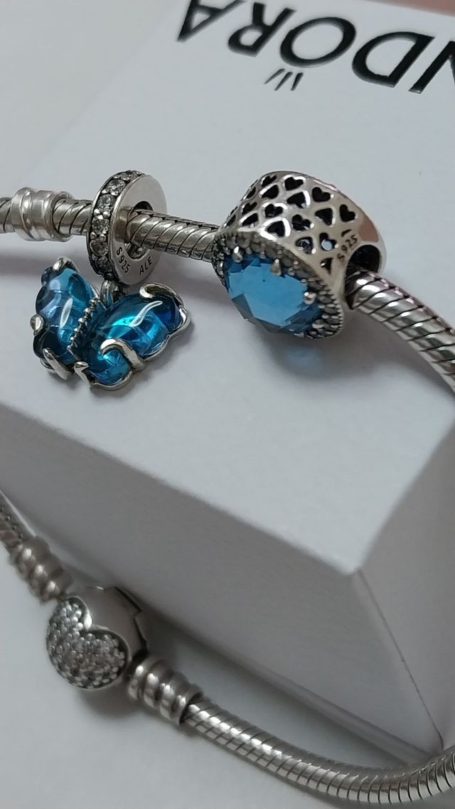 Pandora lote 2 Charm.