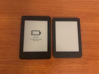 Confezione da 2 e-Reader Kindle e Kobo Black