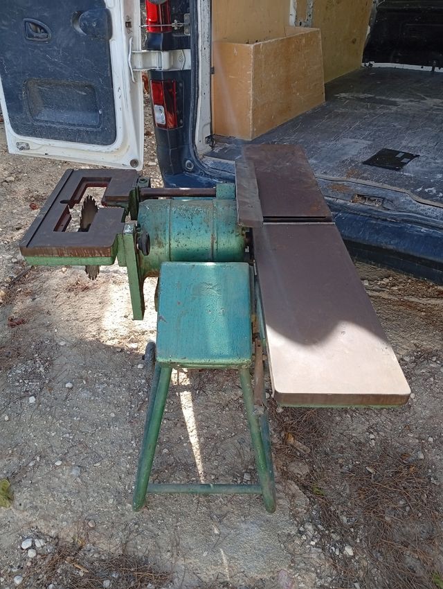 CEPILLADORA Y REGRUESADORA COMBINADA 220V.