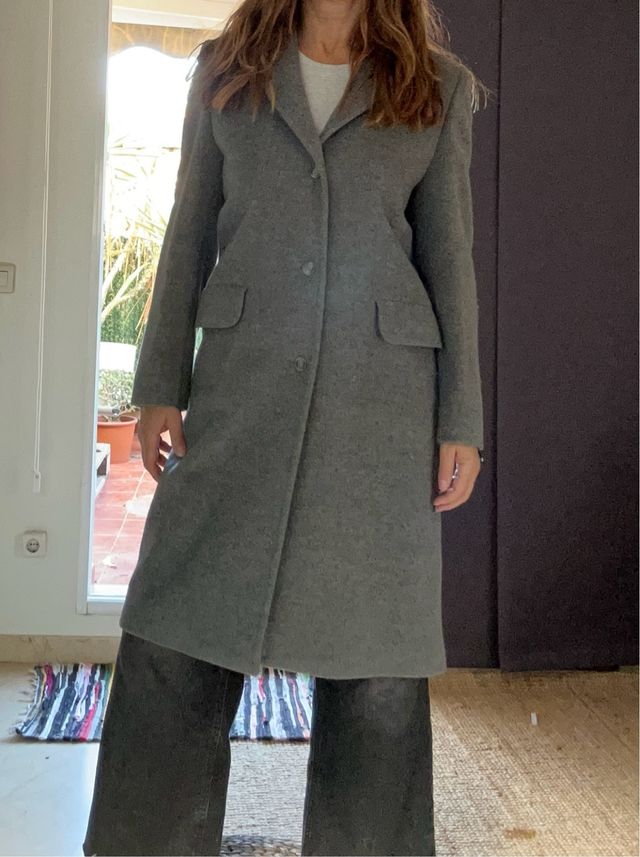 Abrigo de lana gris 