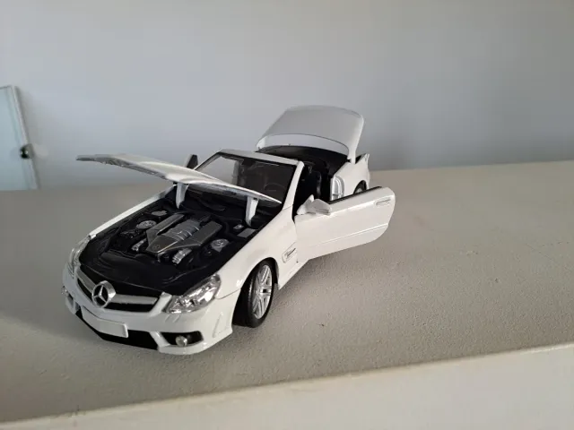 Mercedes SL63 AMG