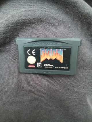 DOOM Game Boy Advance Sin caja