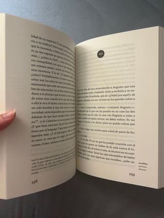 Libro Niebla Miguel de Unamuno en perfecto estado.