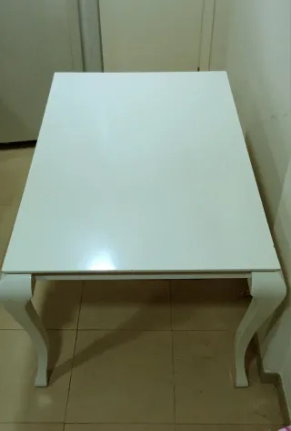 Mesa comedor extensible patas cabriolet