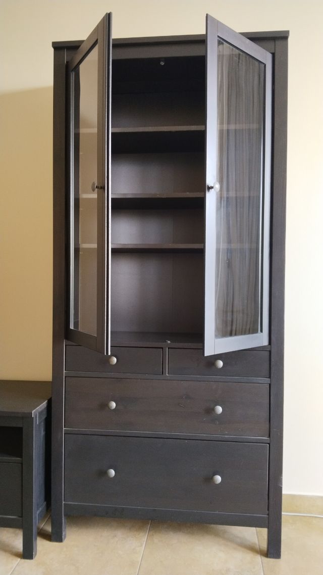 Vitrina Ikea Madera y Cristal