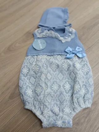 Conjunto bebé Juliana azul con capota