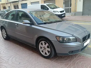 Volvo S40 2004