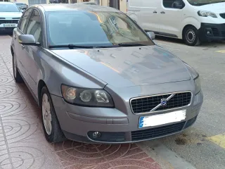 Volvo S40 2004