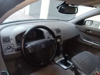 Volvo S40 2004