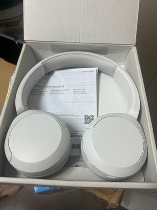 Auriculares Sony CH520 Blancos