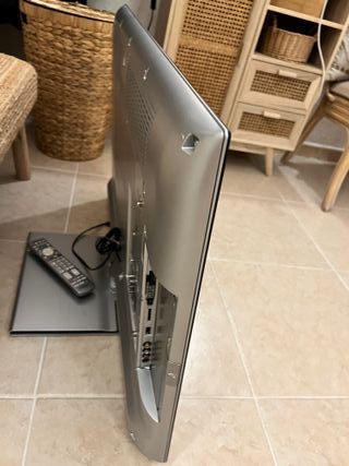 TV Panasonic VIERA 1X-L37D28ES 