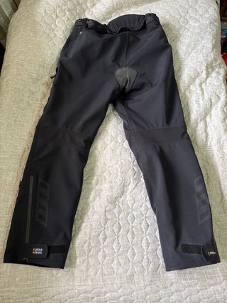 Chaqueta y pantalón moto Rukka Armarone GoreTexPro