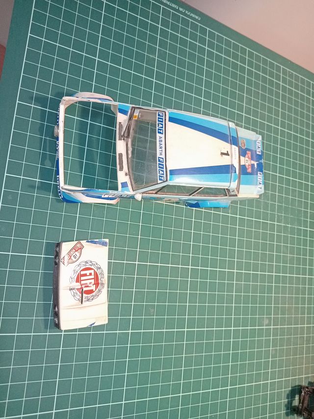 Carrocería Fiat 131 Abarth Rally 1/24