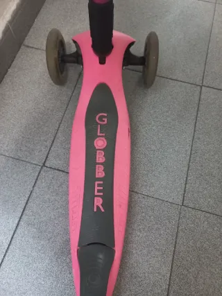 Patinete 3 ruedas Globber rosa