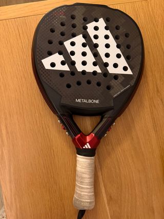 Pala pádel Adidas Metalbone