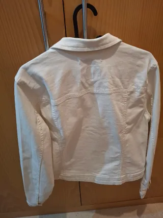 Cazadora tejana ONLY blanca