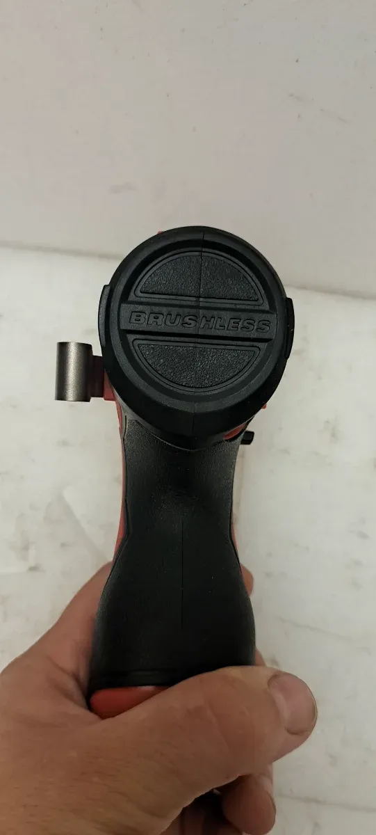 Atornillador Impacto Milwaukee M12 Brushless