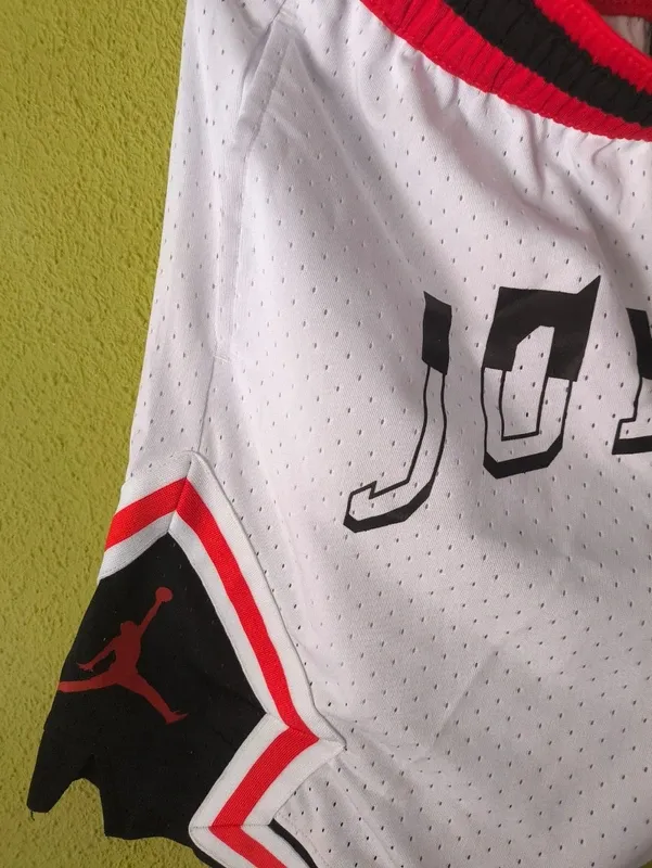 Pantalones cortos Jordan blancos con logo