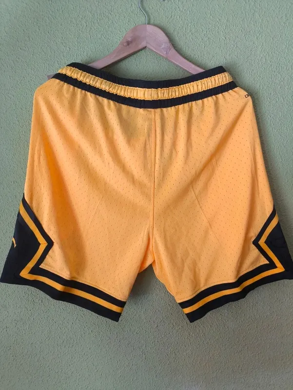 Pantalones Cortos Jordan Amarillos y Negros