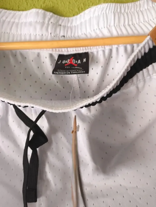 Pantalón Corto Jordan Blanco y Negro