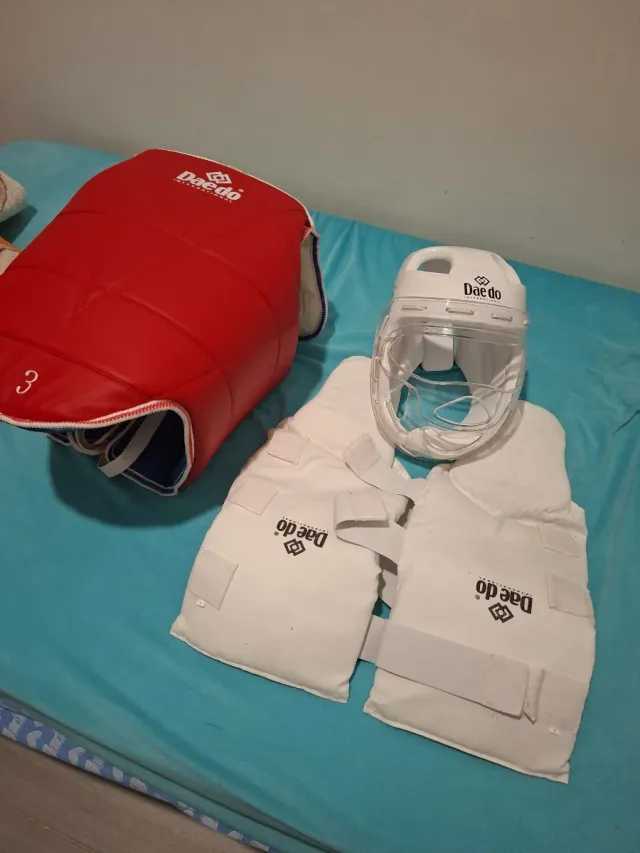 Protecciones Taekwondo Daedo