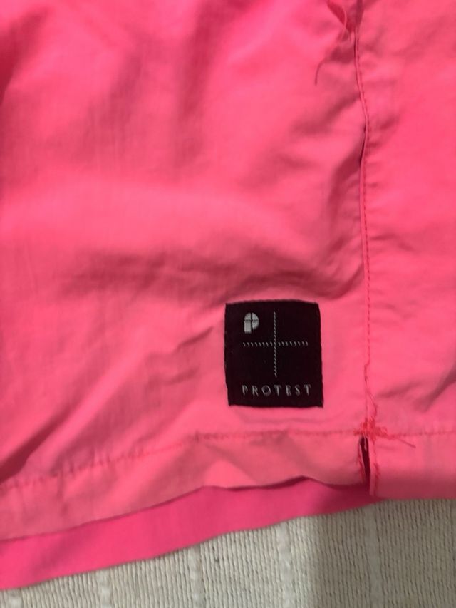 Bañador Protest en perfecto estado.