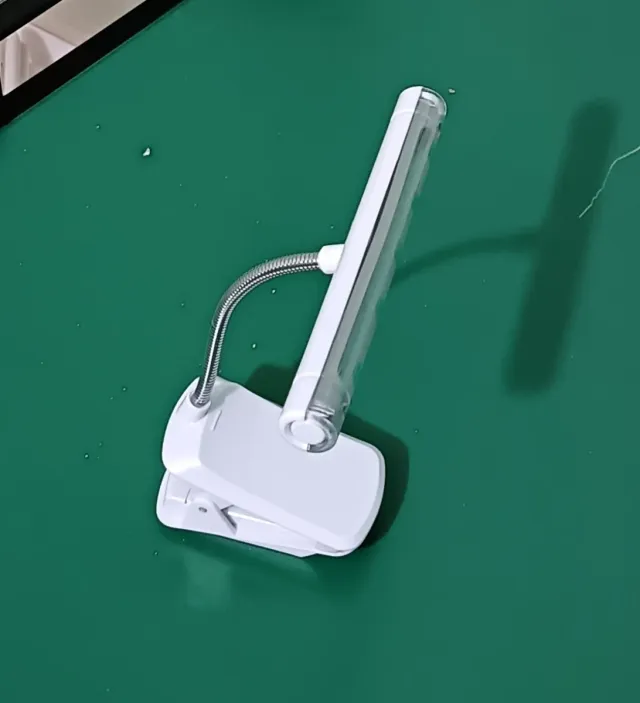 Lámparas LED: de lectura y para armario o cajones 