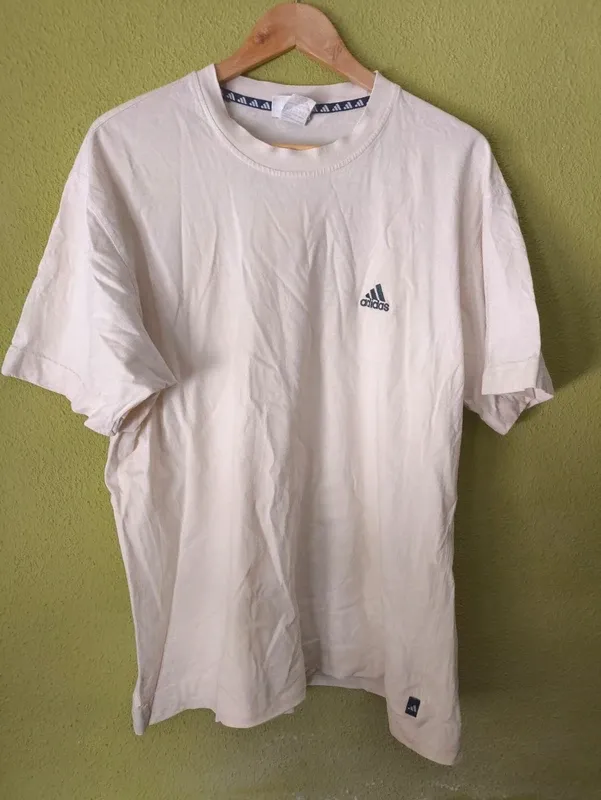 Camiseta Vintage Adidas Beige