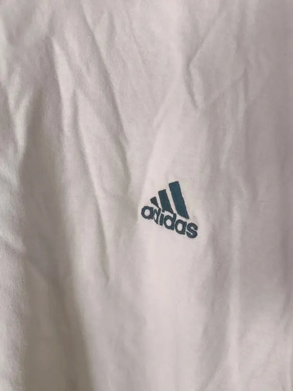 Camiseta Vintage Adidas Beige