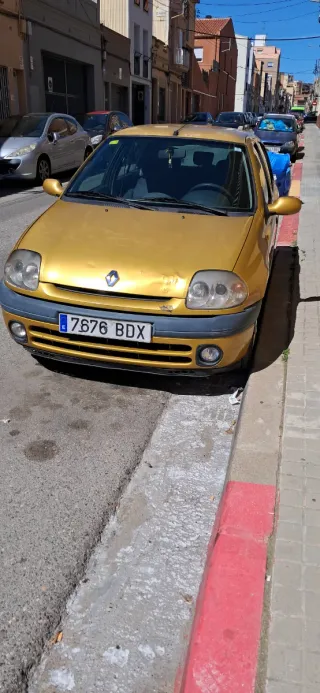 Renault Clio 2001