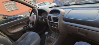 Renault Clio 2001
