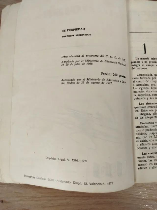 Libro antiguo Ciencias Naturales