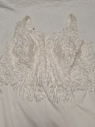 Vestido de Novia Talla 44,color blanco crudo.