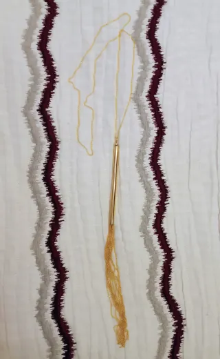 Collar látigo dorado