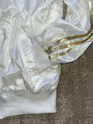 Chaqueta Adidas Vintage Blanca y Dorada