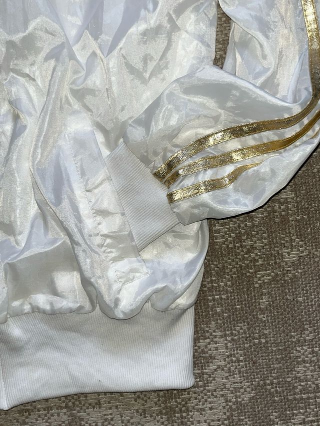 Chaqueta Adidas Vintage Blanca y Dorada