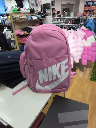 Mochila Nike Rosa 20L