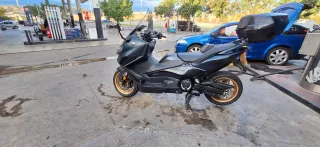 yamaha t-max