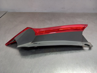 PILOTO TRASERO DERECHO HONDA CR-V (RE) 16A2