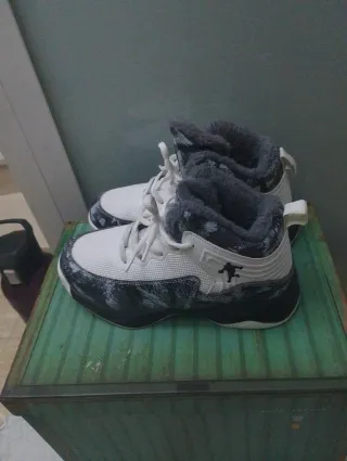 Botines calentitos talla 35