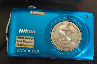 Cámara Nikon Coolpix S3200 Azul
