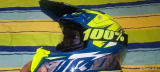Casco Enduro Airoh Azul y Amarillo