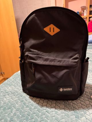 Mochila Tomtoc Negra