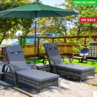 2 Tumbonas ratán con mesa