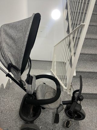 Triciclo Kinderkraft Gris
